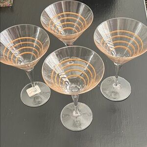 NEW Vietri Raffaello 4 Swirl Martini Glasses